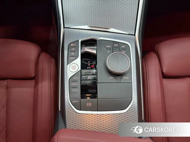 BMW 3 series 2025 Черный из Китая