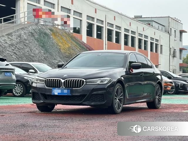 BMW 5 series 2022 Черный из Китая