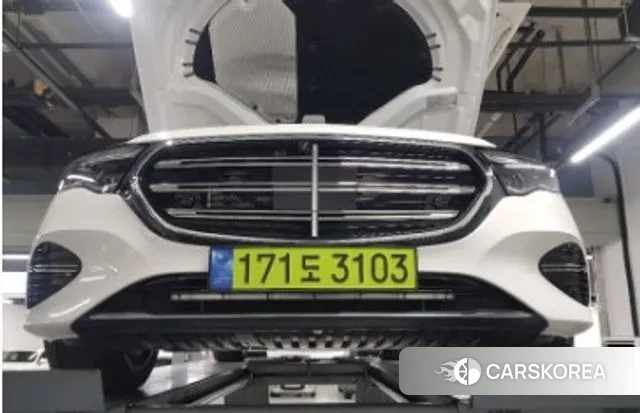 Mercedes-Benz E-Class W214 2025 Белый из Кореи