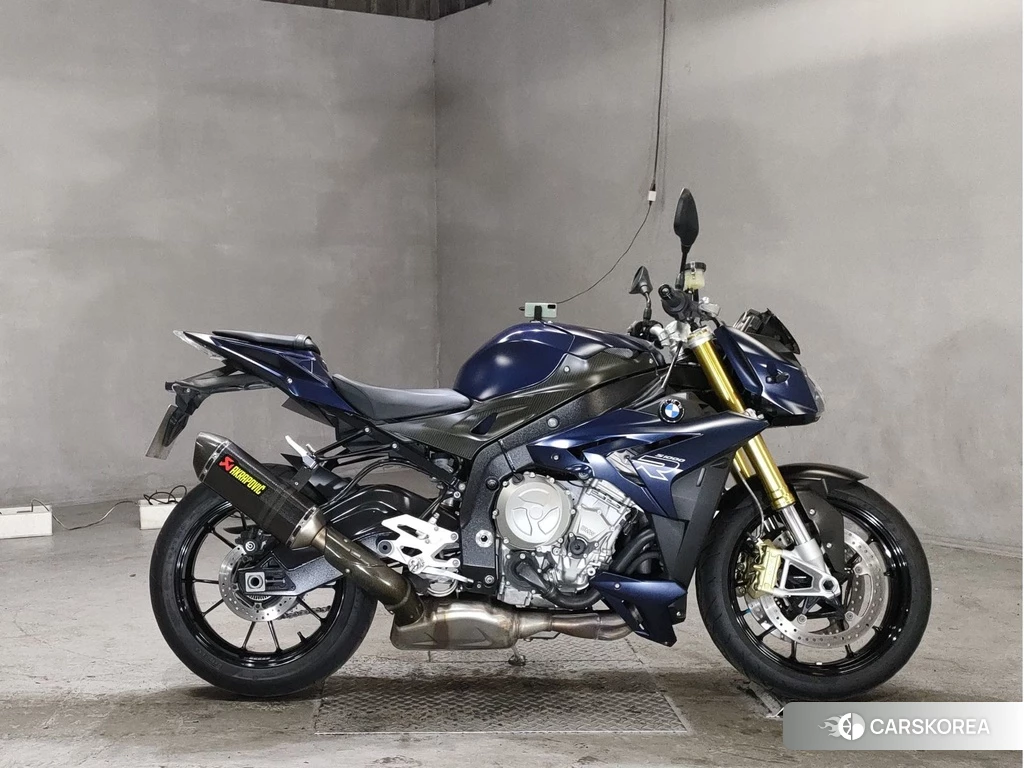 Проданный BMW S1000R 2014 из Японии