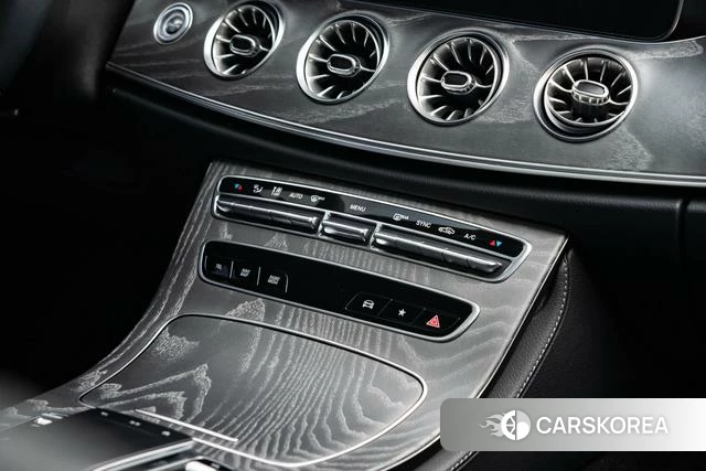 Mercedes-Benz CLS 2022 Белый из Китая