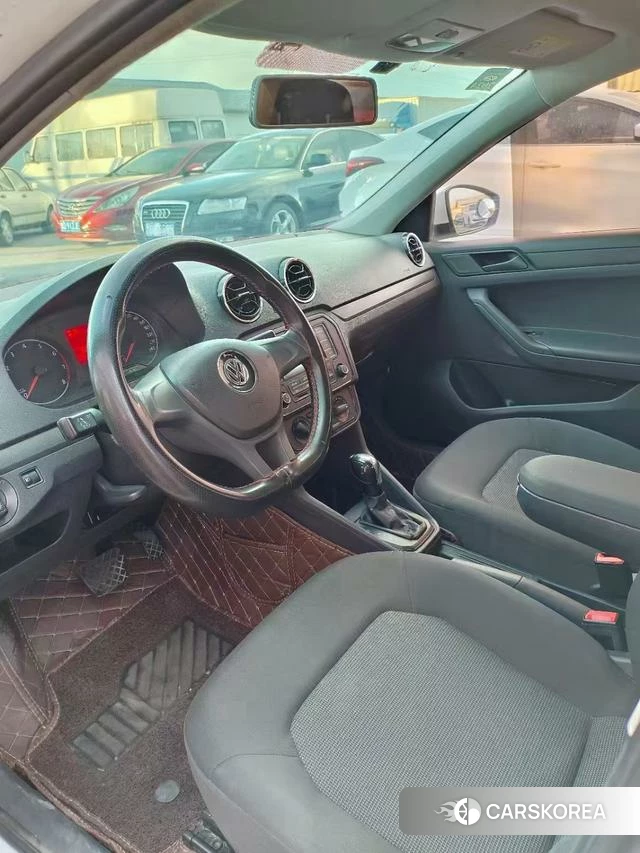 Volkswagen Jetta 2019 Белый из Китая