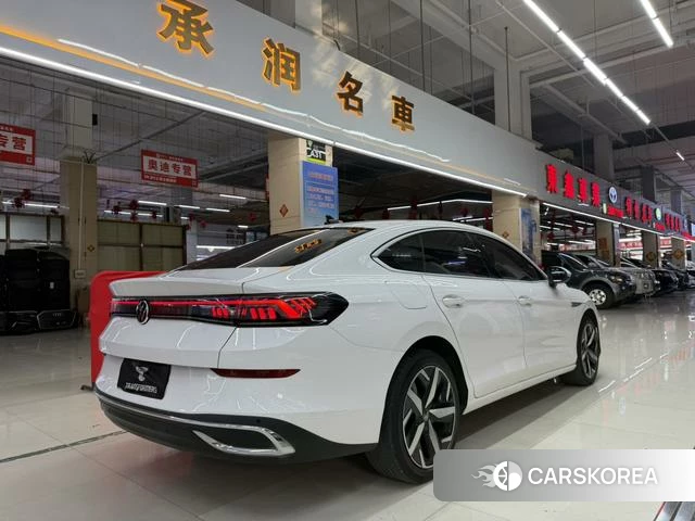 Volkswagen Lingdu 2022 Белый из Китая