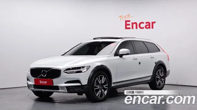 Volvo V90 Cross-Country 2019 Белый из Кореи