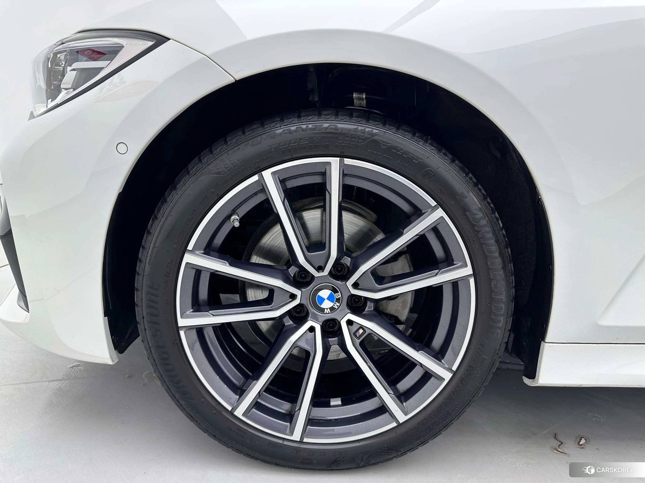BMW 3 series 2022 Белый из Китая