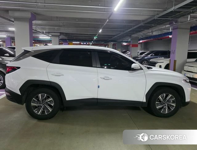 Hyundai Tucson Hybrid (NX4) 2022 Белый из Кореи