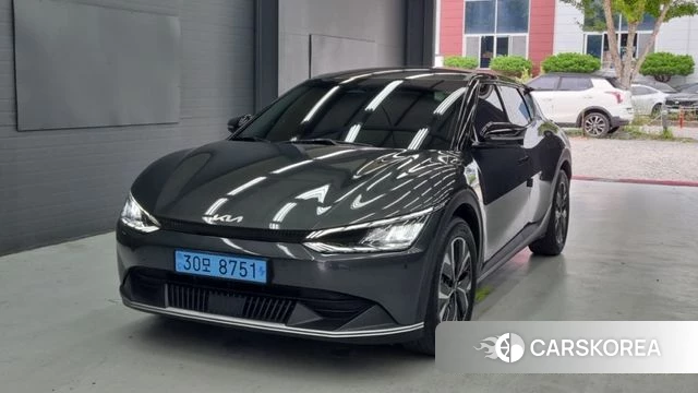 Kia EV6 2023 Серый из Кореи
