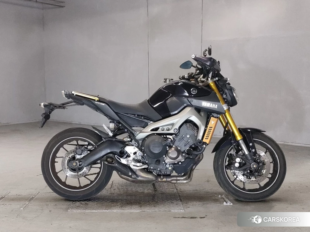 Проданный Yamaha MT-09 id 4165006 из Японии