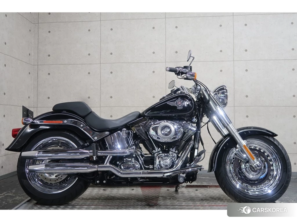 Проданный Harley-Davidson Softail Fat Boy FLSTF 2012 из Японии