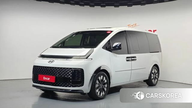 Hyundai Staria 2021 Белый из Кореи