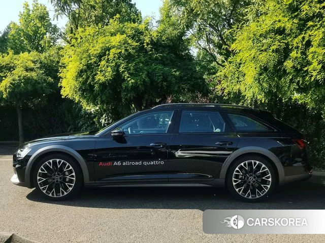 Audi A6 (import) 2025 Черный из Китая