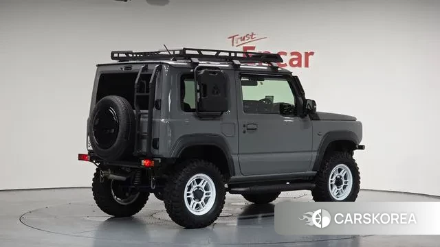 Suzuki Jimny 2022 Серебряный из Кореи