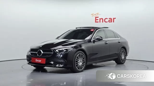 Mercedes-Benz C-Class W206 2022 Черный из Кореи