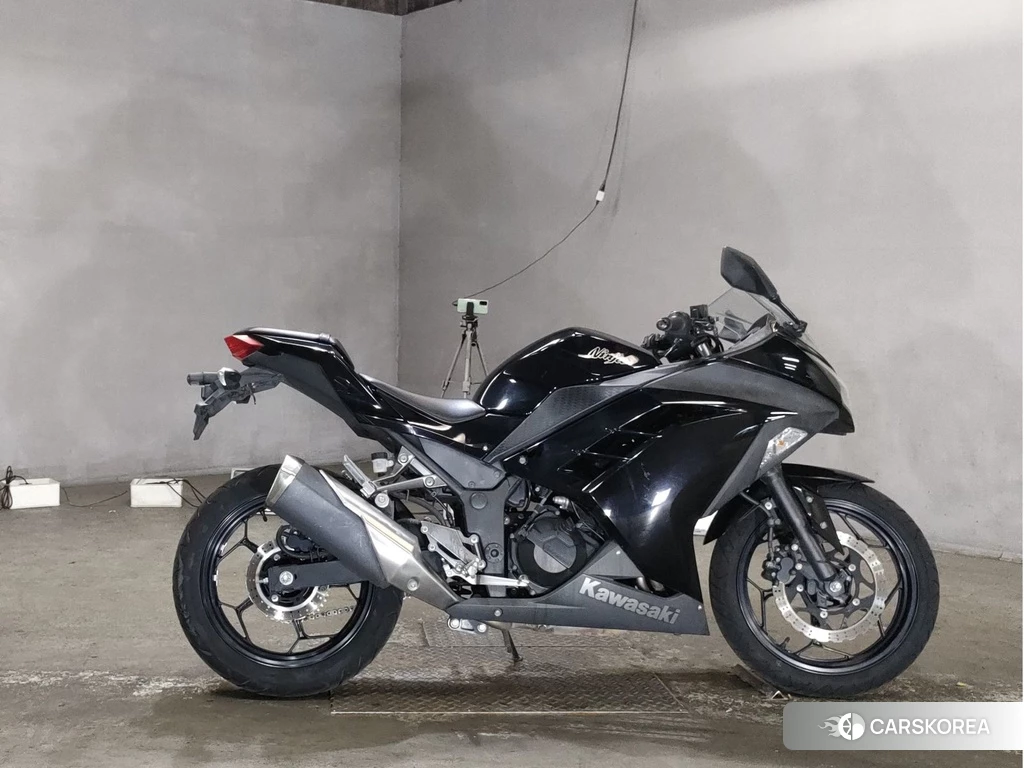 Проданный Kawasaki NINJA 250 2014 из Японии, фото 2