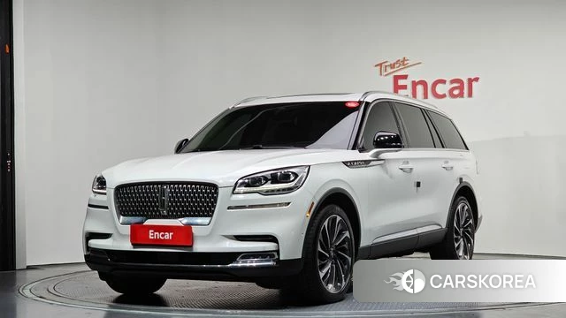 Lincoln Aviator 2nd generation 2021 Белый из Кореи