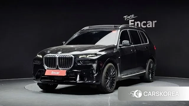 BMW X7 (G07) 2022 Черный из Кореи