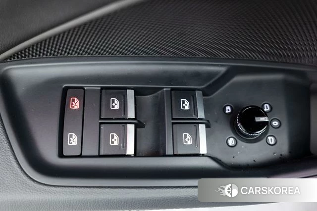 Audi A3 2024 Темно-серый из Китая