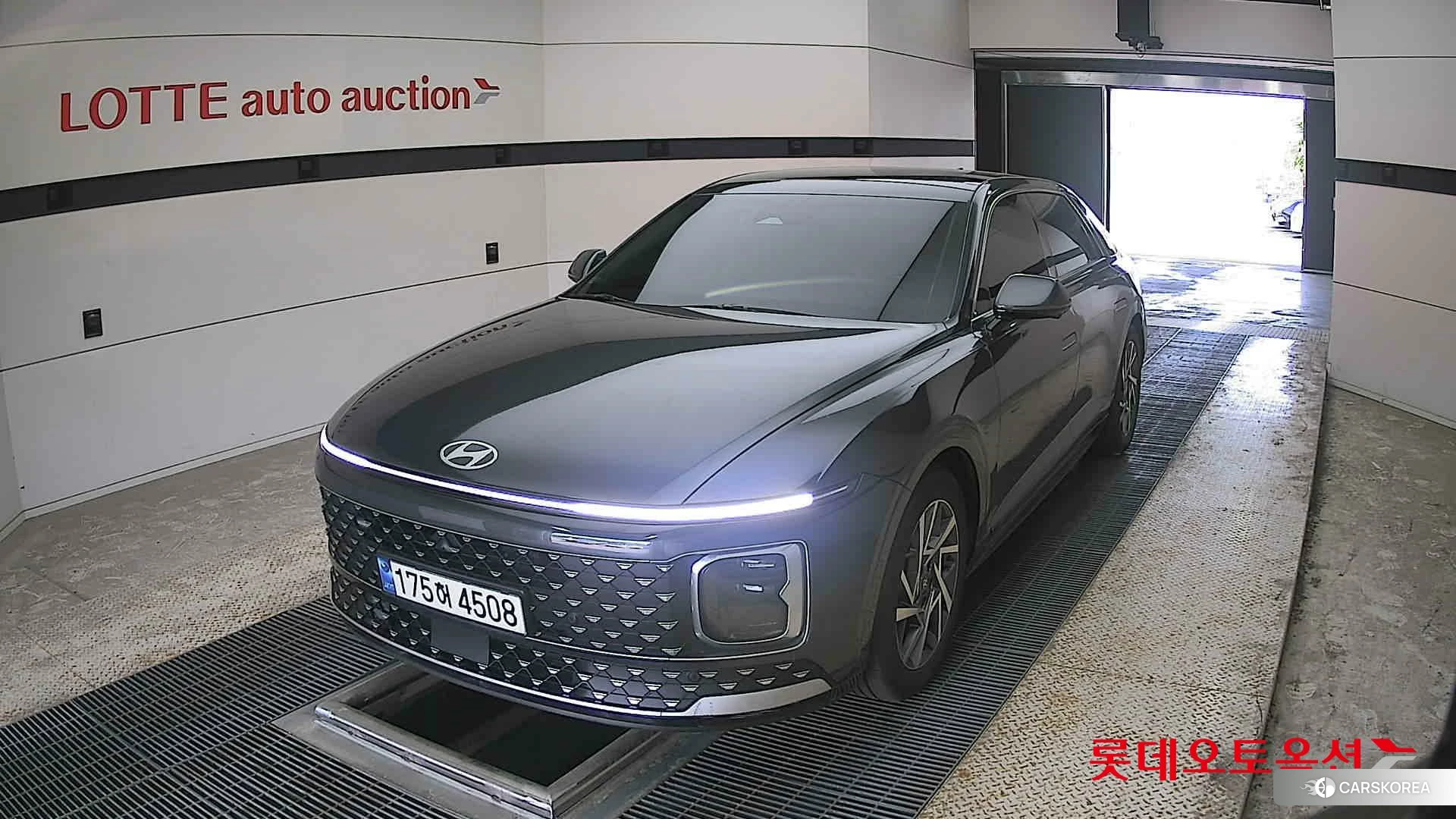 Hyundai Grandeur Hybrid 2023 Nocturne Grey Metallic из Кореи