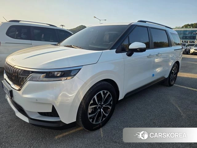 Kia Carnival 4th generation 2022 Белый из Кореи