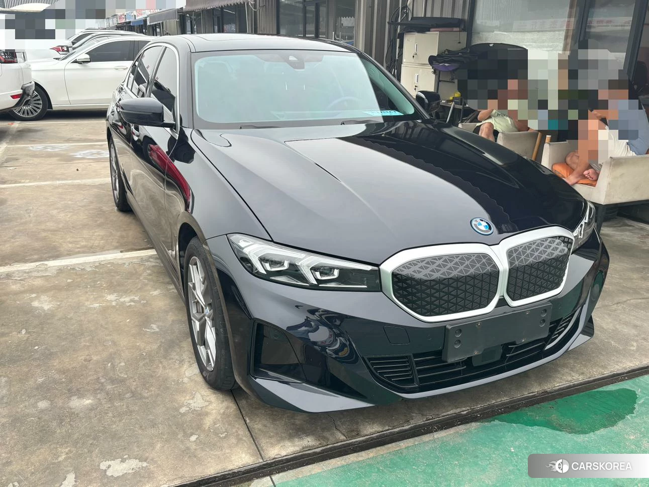 BMW i3 2024 Черный из Китая