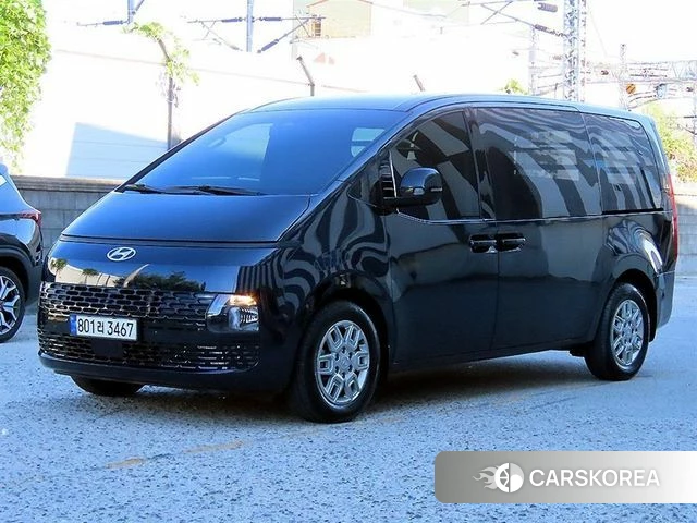 Hyundai Staria 2023 Черный из Кореи