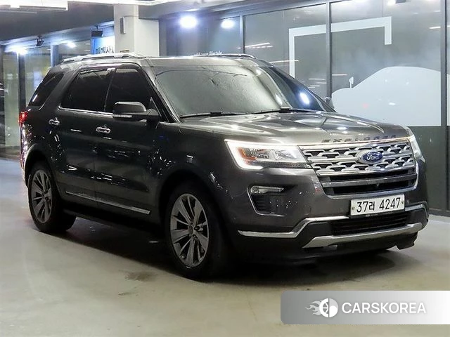 Ford Explorer 2018 Серый из Кореи