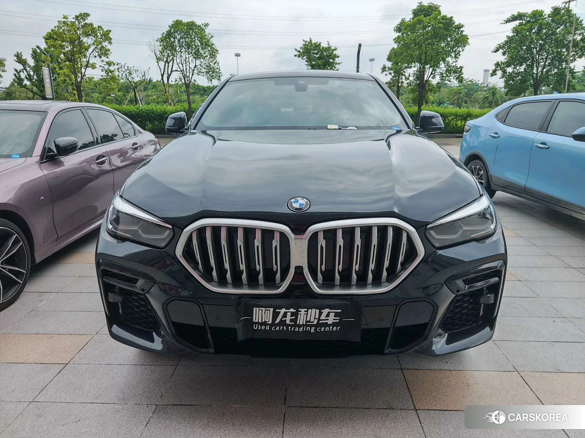 BMW X6 2021 Черный из Китая
