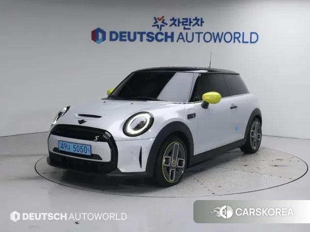 Mini Cooper Electric 2022 Серебряный из Кореи