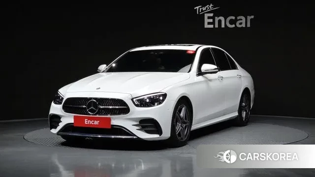Mercedes-Benz E-Class W213 2023 Белый из Кореи