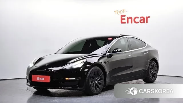 Tesla Model 3 2019 Черный из Кореи