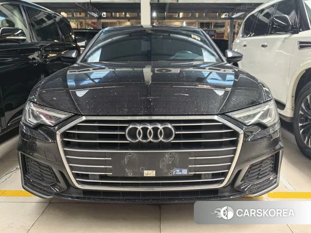 Audi A6L 2021 Черный из Китая