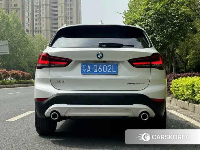 BMW X1 2021 Белый из Китая