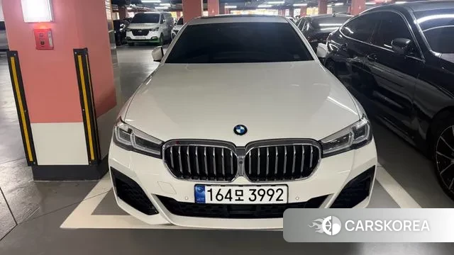 BMW 5 Series (G30) 2023 Белый из Кореи