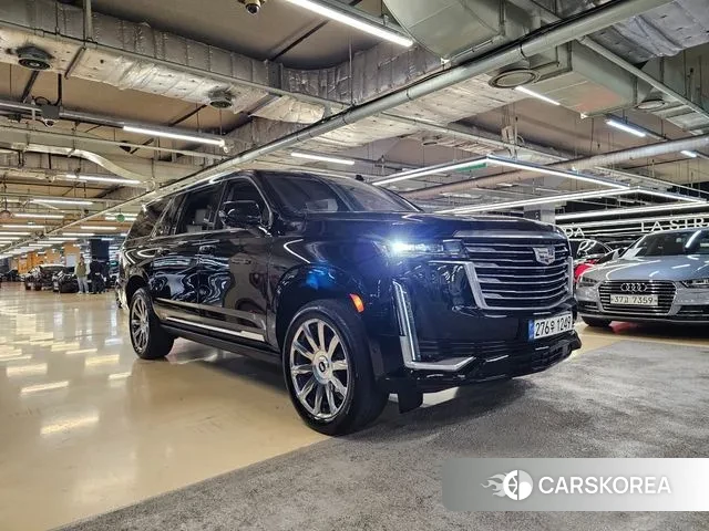Cadillac Escalade 5th Generation 2022 Черный из Кореи