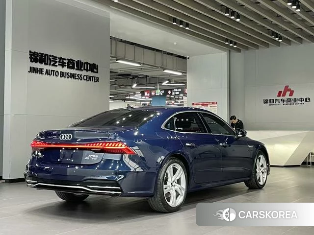 Audi A7L 2023 Синий из Китая