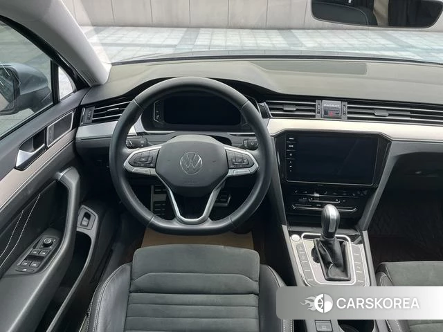 Volkswagen Wei Lan 2023 Синий из Китая