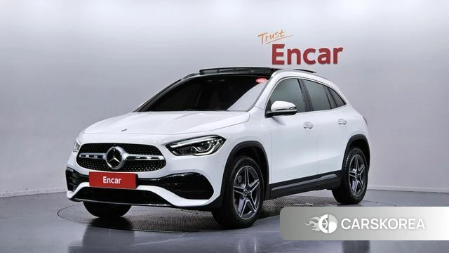 Mercedes-Benz GLA - Class H247 2023 Белый из Кореи