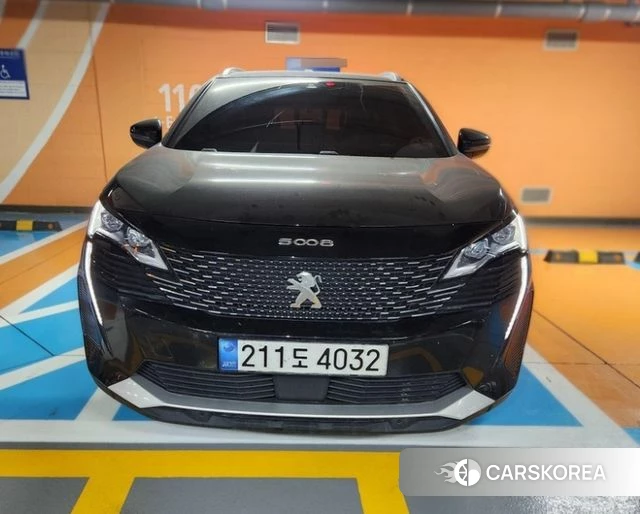 Peugeot 5008 second generation 2022 Черный из Кореи