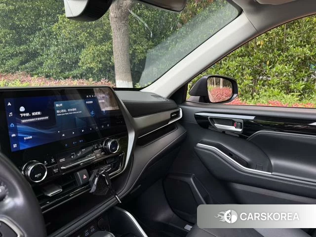Toyota Highlander 2021 Черный из Китая