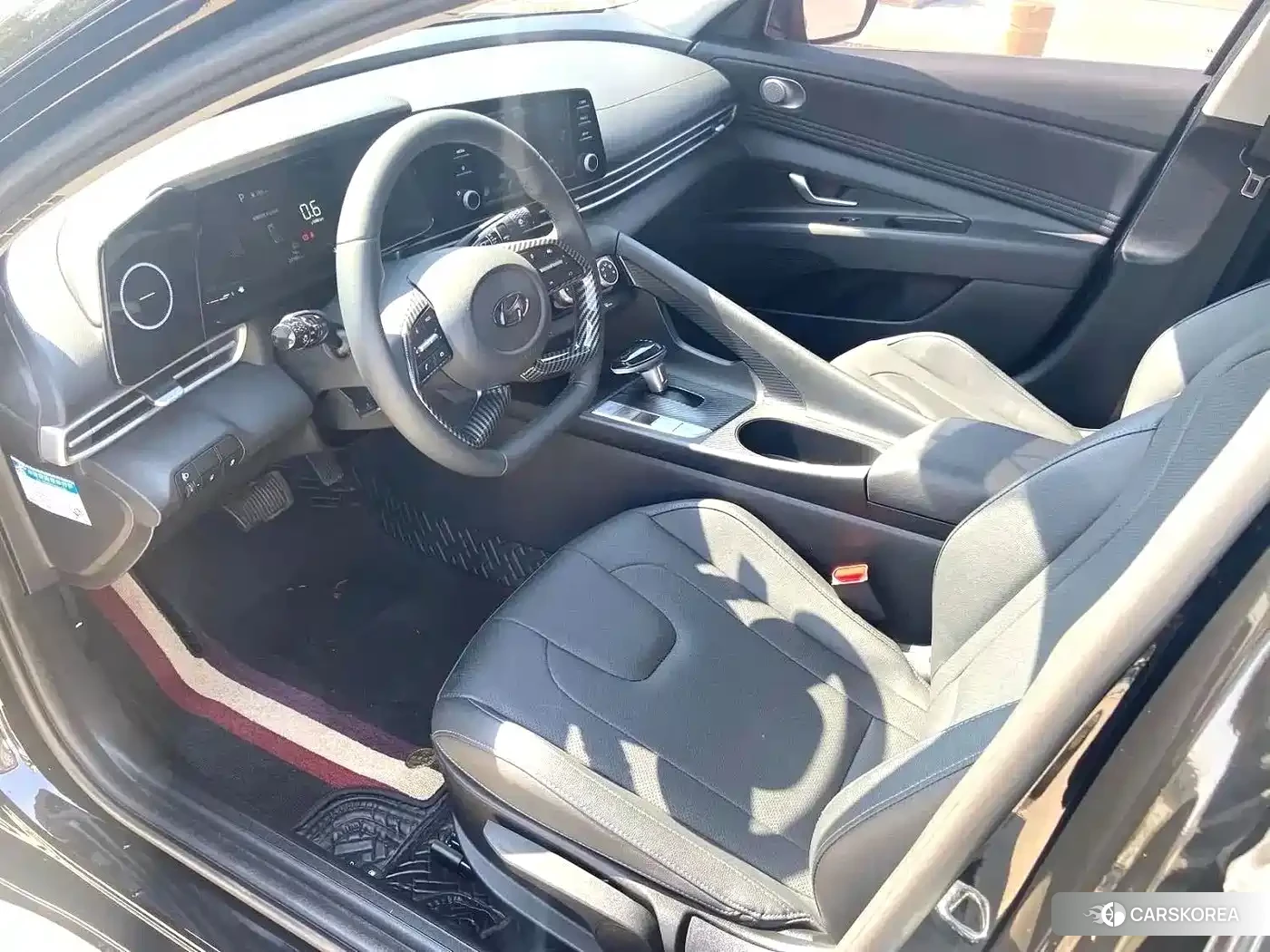 Hyundai Elantra 2023 Черный из Китая