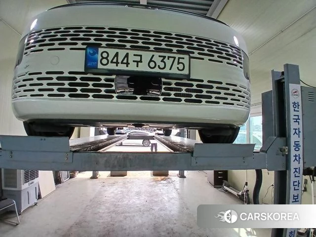 Hyundai Staria 2022 Белый из Кореи