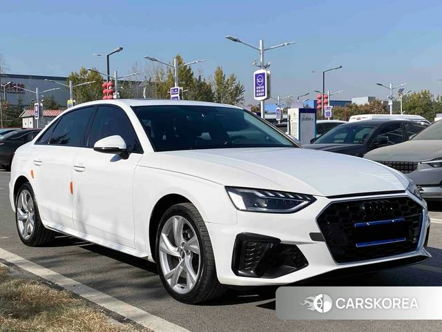 Audi A4L 2021 Белый из Китая