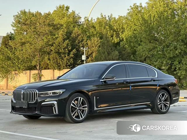 BMW 7 series 2022 Черный из Китая