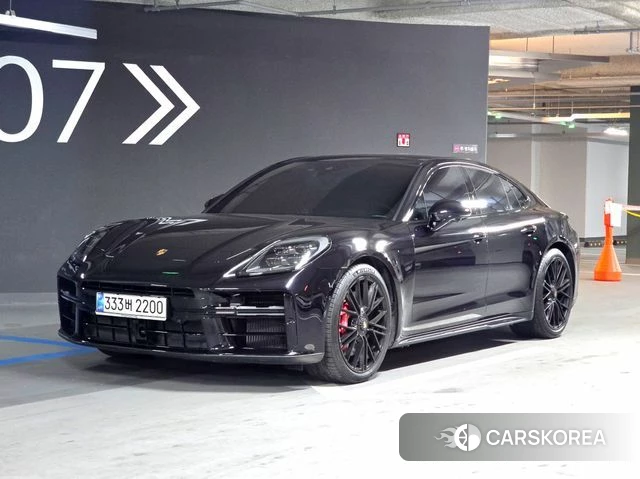 Porsche Panamera (976) 2025 Черный из Кореи