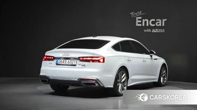 Audi A5 (F5) 2022 Белый из Кореи