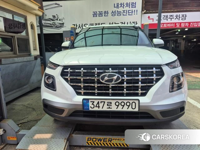 Hyundai Venue 2021 Белый из Кореи