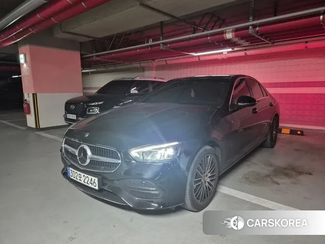 Mercedes-Benz C-Class W206 2022 Черный из Кореи