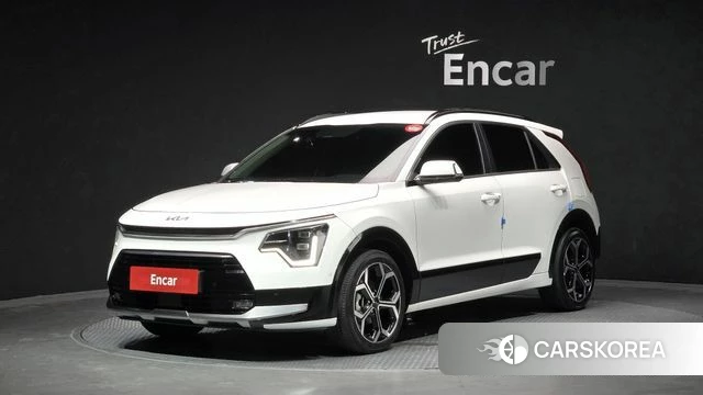Kia Di Ol Nu Niro 2022 Белый из Кореи