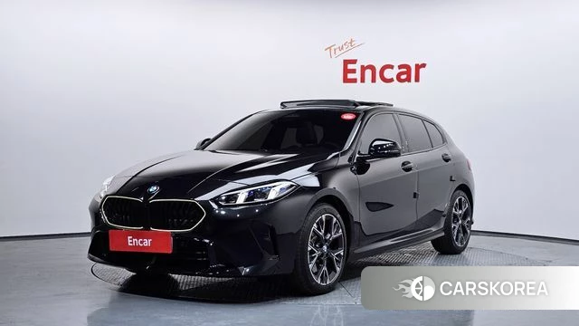BMW 1 Series (F70) 2026 Черный из Кореи