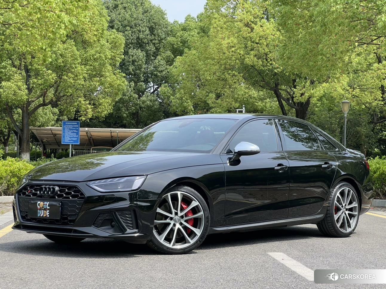 Audi S4 2020 Черный из Китая